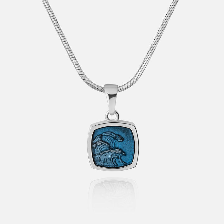 Wave Pendant in Silver on Octagon chain