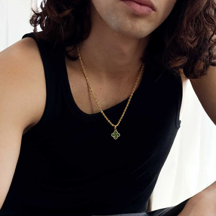 Heritage Clover Pendant - Aventurine