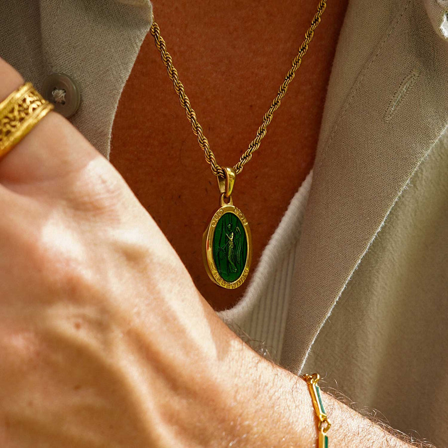 Nike Pendant - Green