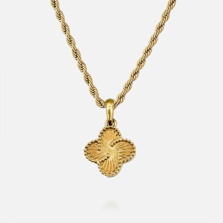 Heritage Clover Pendant - Rays