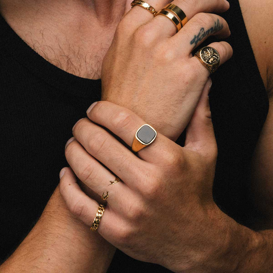 Square Onyx Ring | Premium Ring | GASPER.CO