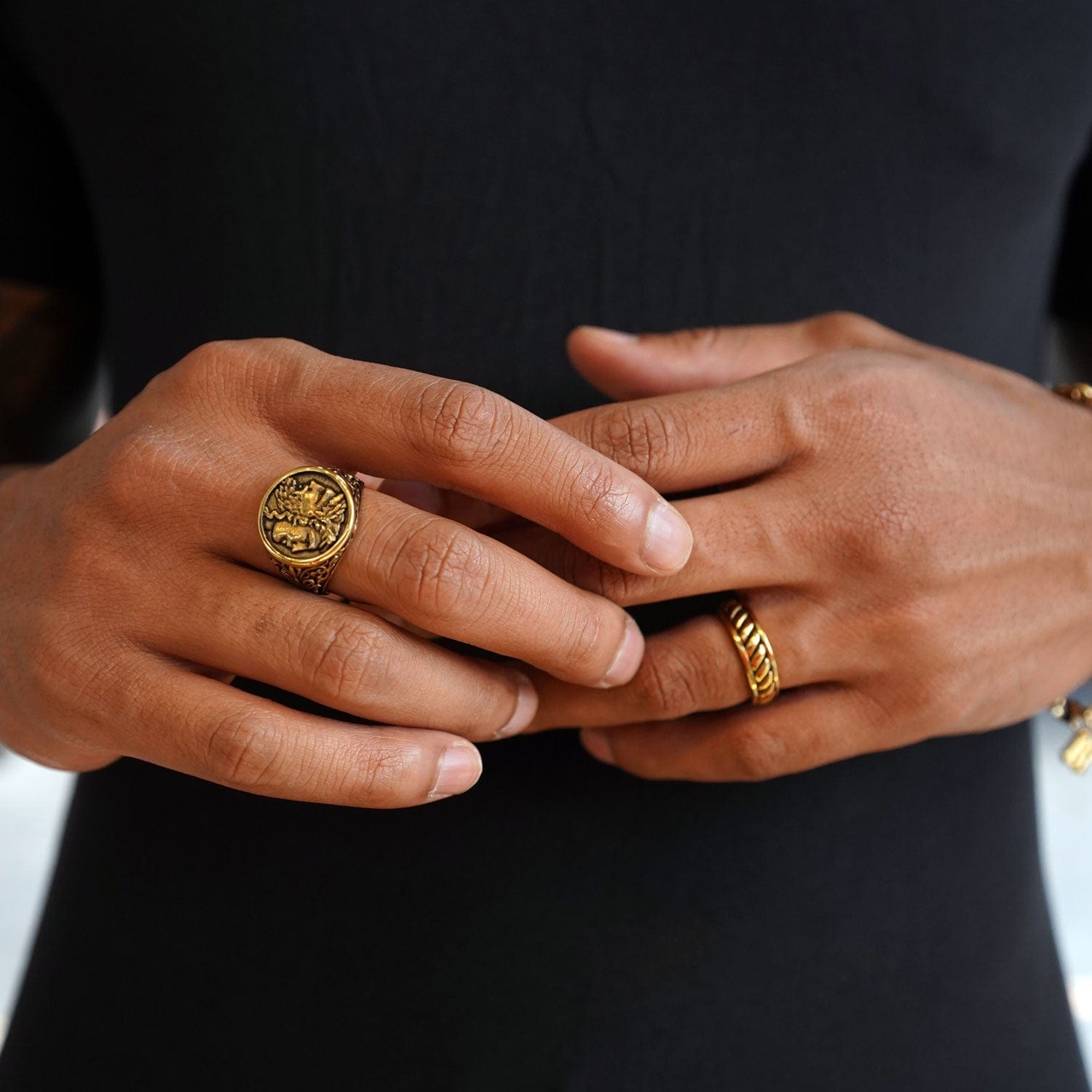 Janus Ring | GASPER.CO